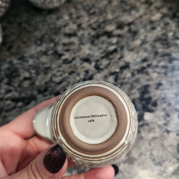 Ceramic Measuring Cups - Picture 5 of 5